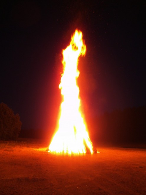 Sonnwendfeuer